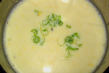 Allg&auml;uer K&auml;sesuppe mit Kr&auml;utern
