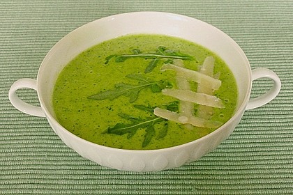 Rucolasuppe mit Parmesan 1