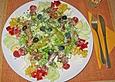 Sommersalat mit feurigen H&uuml;hnerbrustfilets