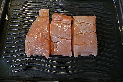 Japanischer gegrillter Lachs mit Teriyaki - Soße 28