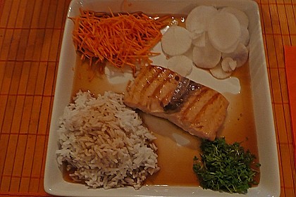 Japanischer gegrillter Lachs mit Teriyaki - Soße 27