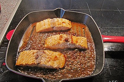 Japanischer gegrillter Lachs mit Teriyaki - Soße 20