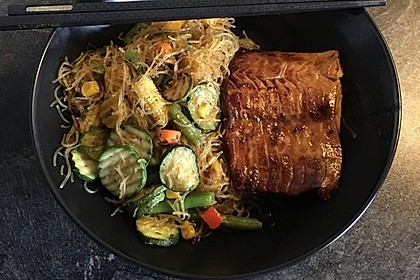 Japanischer gegrillter Lachs mit Teriyaki - Soße 3