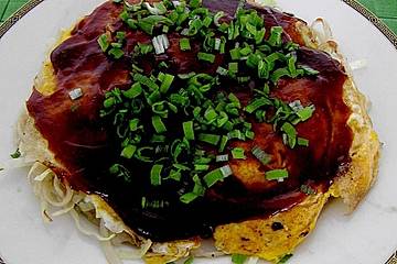Japanische Pizza bzw. Gemüsepfannkuchen