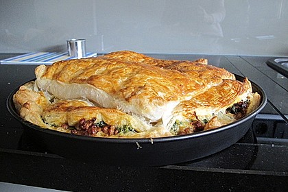 Blätterteig - Pie mit Hackfleisch - Spinat Füllung 14