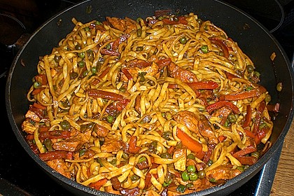 Asia Nudelpfanne, scharf