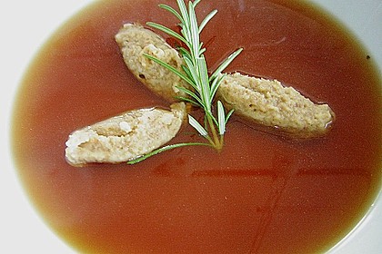 Klare Steinpilzessenz 1