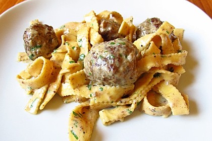 One Pot Swedish Meatballs 2