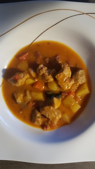 Gulasch-Kartoffel-Topf (Rezept mit Bild) von Line2009 | Chefkoch.de