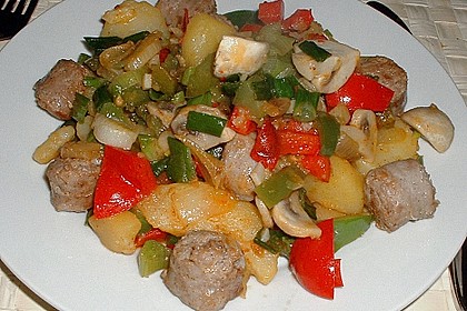 Bratwurst - Kartoffelpfanne mit Gem&uuml;se 7