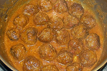 Albondigas in Tomatensauce 1