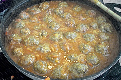 Albondigas in Tomatensauce 3