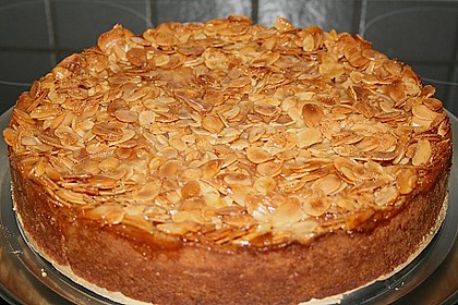 Apfel - Bienenstich -Torte 20