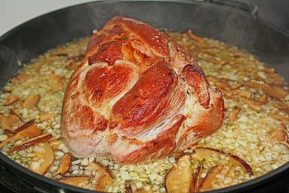 Pökelbraten mit Sauerkraut und Thüringer Klößen 8