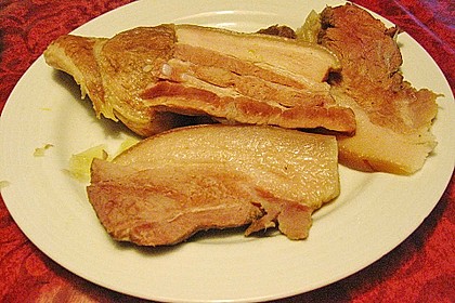 Pökelbraten mit Sauerkraut und Thüringer Klößen 10