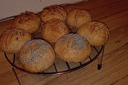 Hefe - Dinkel - Vollkornbrötchen 14