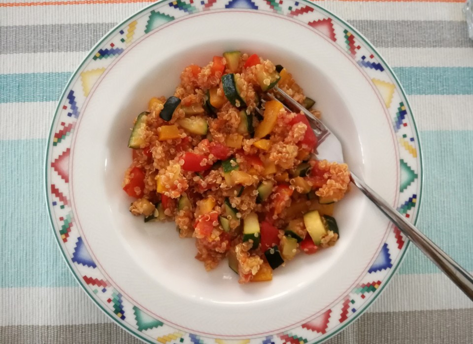 Quinoa-Gemüse-Pfanne (Rezept mit Bild) von Tempelsanierung | Chefkoch.de