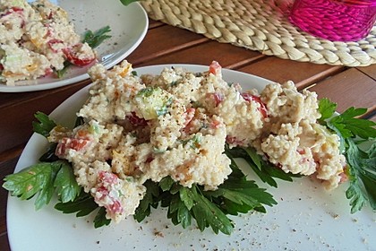 Couscous-Salat mit einer frischen Zitronen-Joghurt-Sauce 5