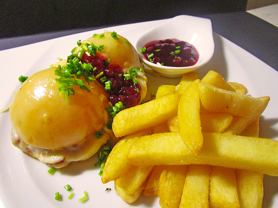 Schweinefilet mit Pfirsichen und Käse überbacken (Rezept mit Bild ...