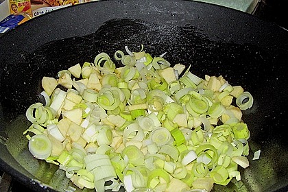 Frikadellenpfanne mit Sp&auml;tzle 2