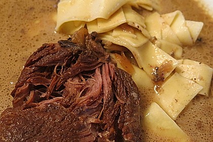 Rinderbraten mit Essig und Rahm 18