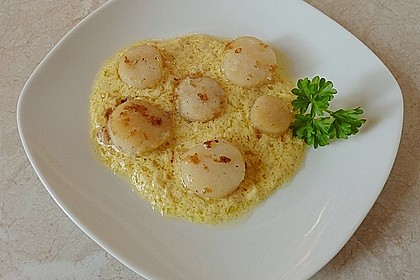 Jakobsmuscheln mit Safransauce 17