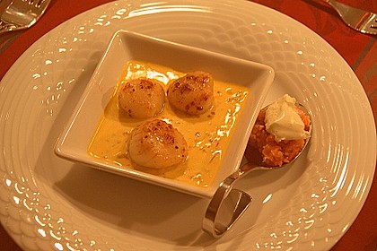 Jakobsmuscheln mit Safransauce 19