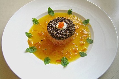 Lachs - Orangen - Tartar mit  Belugalinsen