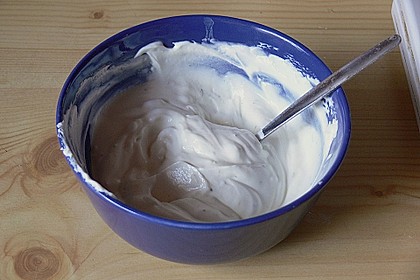 Knoblauchcreme mit Schmand 1