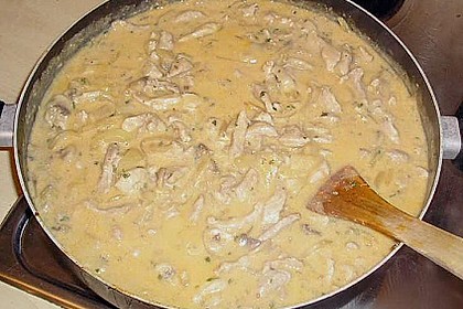 Schneller Stroganoff mit s&uuml;&szlig; - sauren Backkartoffeln 1