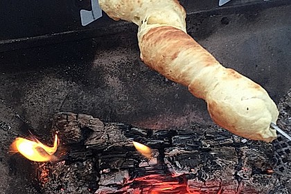 Süßes Stockbrot 1