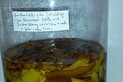 Quittenlikör für ganz Geduldige 7