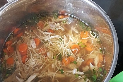 Mutters Hühnersuppe 8