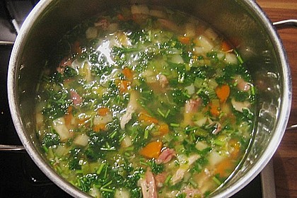 Mutters Hühnersuppe 13