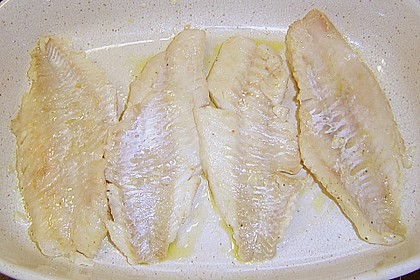 &Uuml;berbackenes Fischfilet