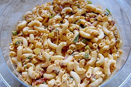 Mediterraner Spaghettisalat mit Pesto rosso 17