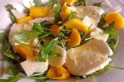 Mozzarella mit Mango und Rucola 3