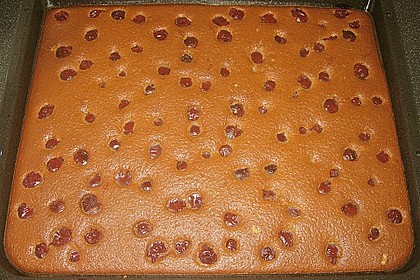 Schneller Blechkuchen Schoko - Kirsch 13