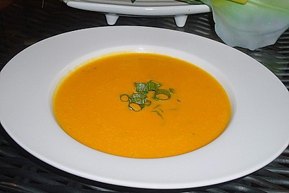 Zwiebel - K&uuml;rbis - Suppe