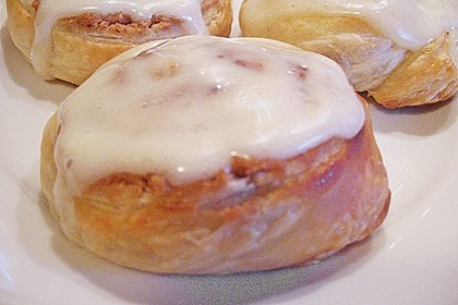 Cinnabon Rolls 12