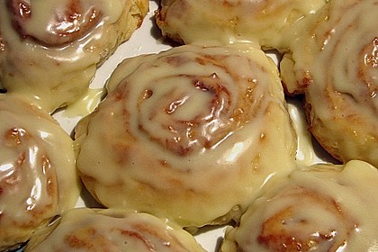 Cinnabon Rolls 3