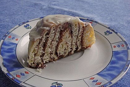 Cinnabon Rolls 17