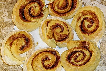 Cinnabon Rolls 5