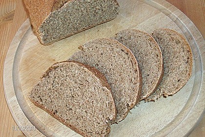 Weizen - Vollkorn - Brot mit Hefe 4