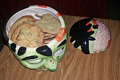 Cookies mit weißer und dunkler Schokolade und Nüssen (aus den USA) 11