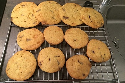 Cookies mit weißer und dunkler Schokolade und Nüssen (aus den USA) 20