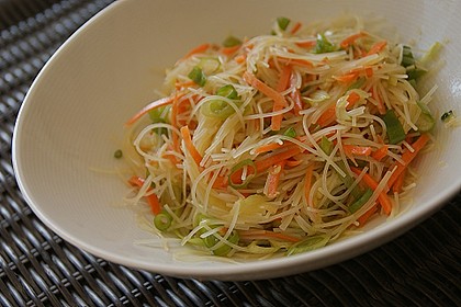Glasnudelsalat mit Chili - Dressing 1