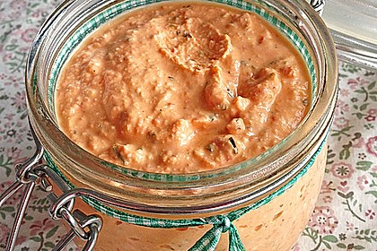 Fetacreme mit Paprika und Kräutern