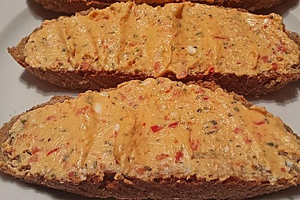 Fetacreme mit Paprika und Kräutern 7