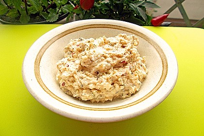 Fetacreme mit Paprika und Kräutern 10